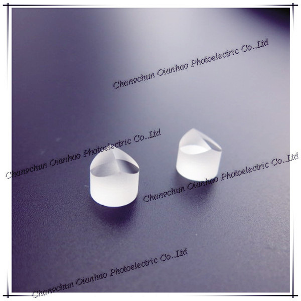 1697975766108806.jpg N-BK7 線型棱鏡.jpg